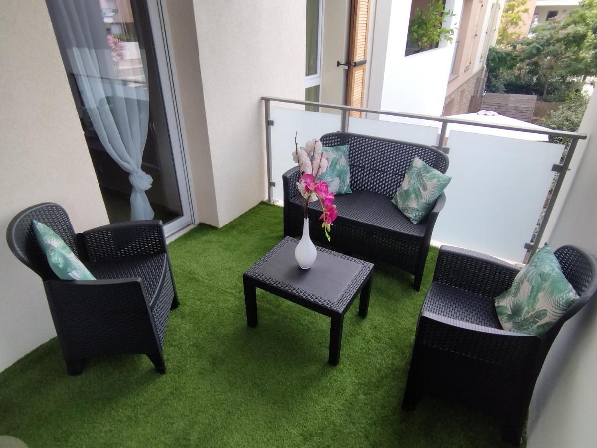 Apartment Beau T3 + Clim + Parking Cyr Sur